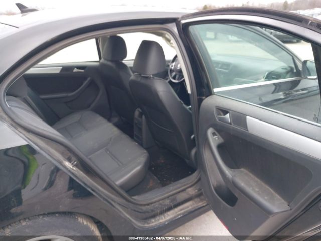 3VWD17AJ4EM393467 Volkswagen Jetta 1.8t Se