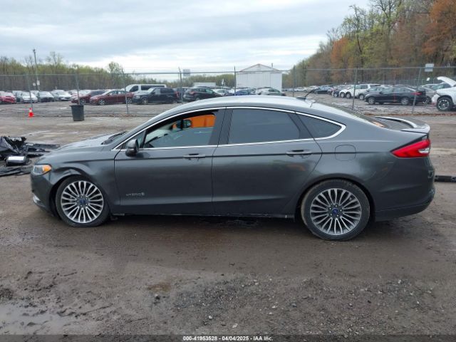3FA6P0RU1JR280076 Ford Fusion Hybrid Titanium