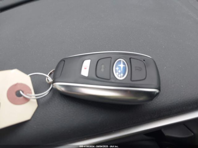 4S3BWAN61P3015769 Subaru Legacy Limited
