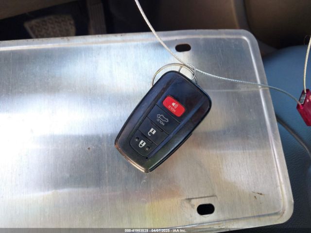 5TDGZRAH7MS528781 Toyota Highlander Xle