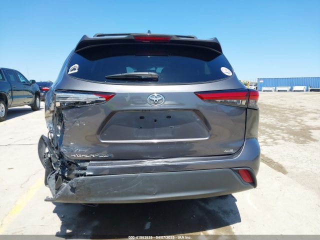 5TDGZRAH7MS528781 Toyota Highlander Xle