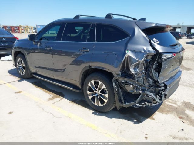 5TDGZRAH7MS528781 Toyota Highlander Xle