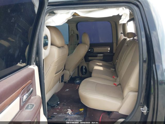 1C6RR7NT6ES401659 RAM 1500 Laramie
