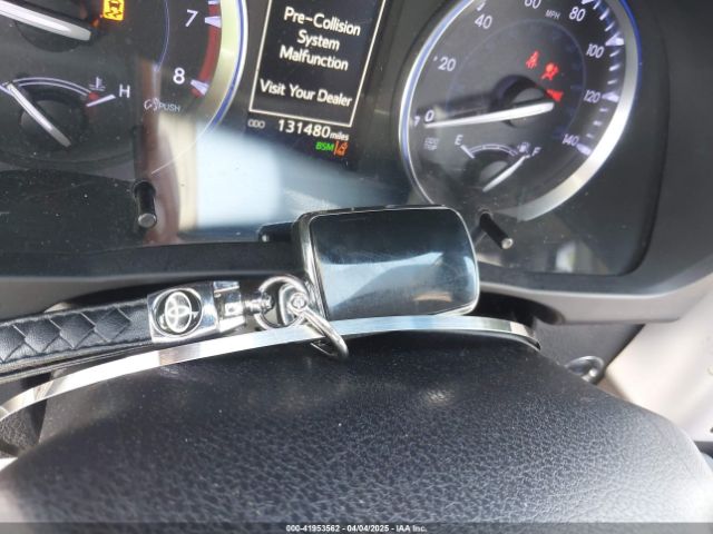 5TDJZRFH0JS545416 Toyota Highlander Se