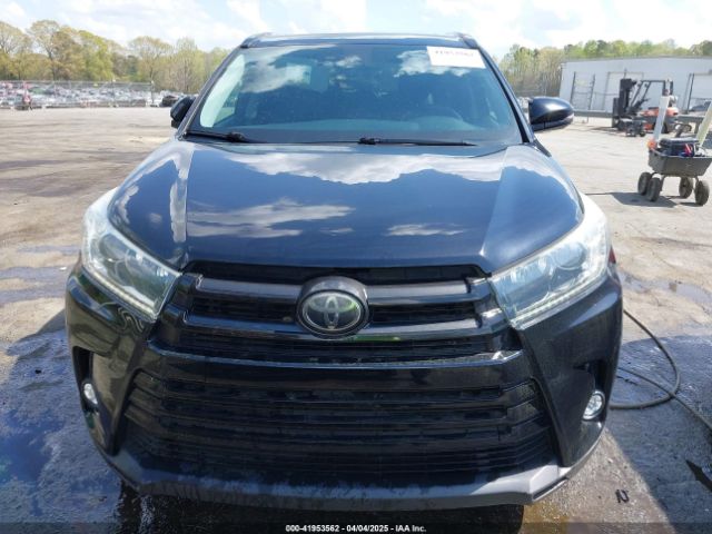 5TDJZRFH0JS545416 Toyota Highlander Se