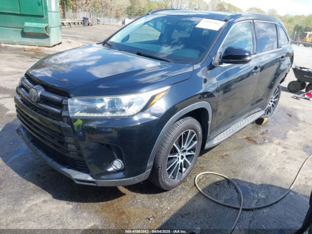 5TDJZRFH0JS545416 Toyota Highlander Se