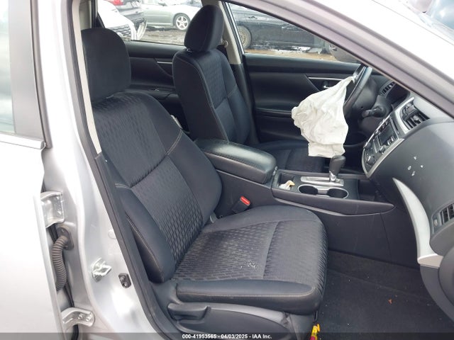 1N4AL3AP1HC263607 Nissan Altima 2.5 Sv