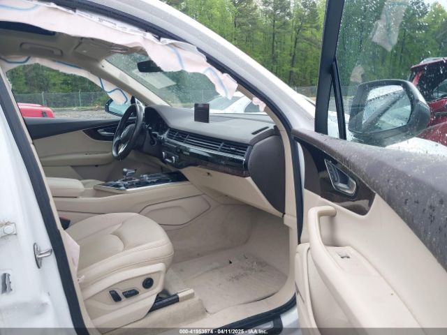 WA1LAAF71KD031123 Audi Q7 55 Premium/55 Se Premium