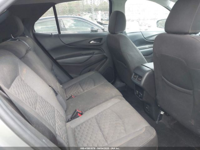 3GNAXJEV6JS578633 Chevrolet EQUINOX LT