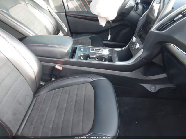 2FMPK4J91NBA39825 Ford Edge St-line
