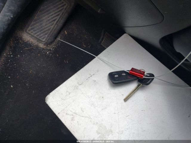 KMHCT5AE3HU327391 Hyundai ACCENT SE
