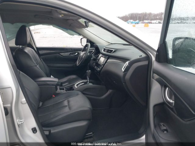 5N1AT2MV4FC898201 Nissan Rogue Sl