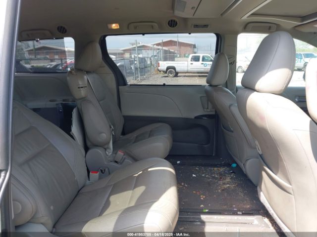 5TDYK3DC8FS654902 Toyota Sienna Xle Premium 8 Passenger
