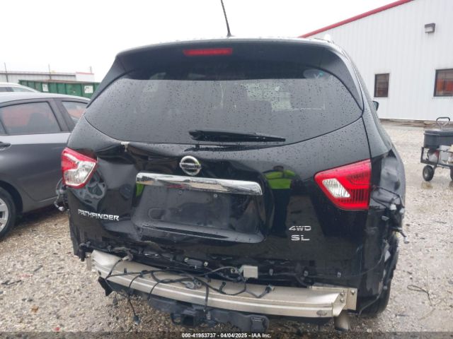 5N1DR2MM9JC666172 Nissan Pathfinder Sl