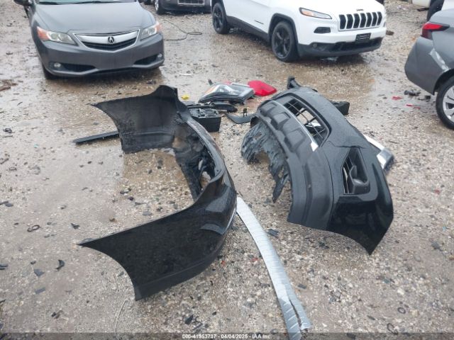 5N1DR2MM9JC666172 Nissan Pathfinder Sl