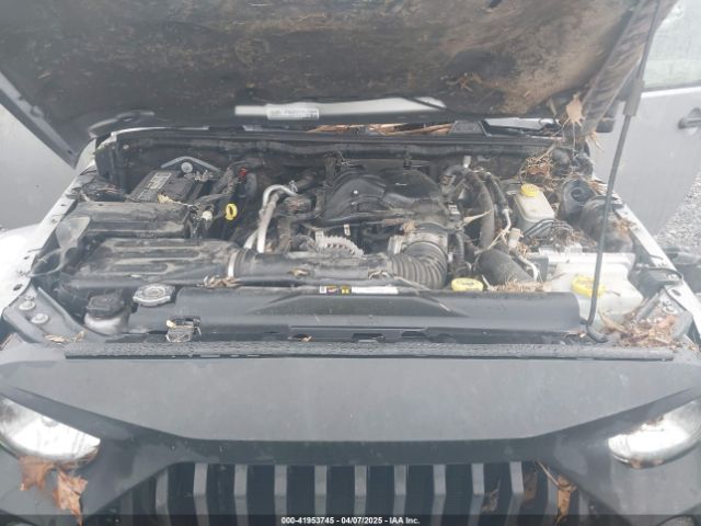 1C4BJWEG6GL170760 Jeep Wrangler Unlimited Sahara