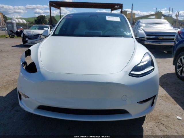 7SAYGDED4PF976735 Tesla Model Y Rwd