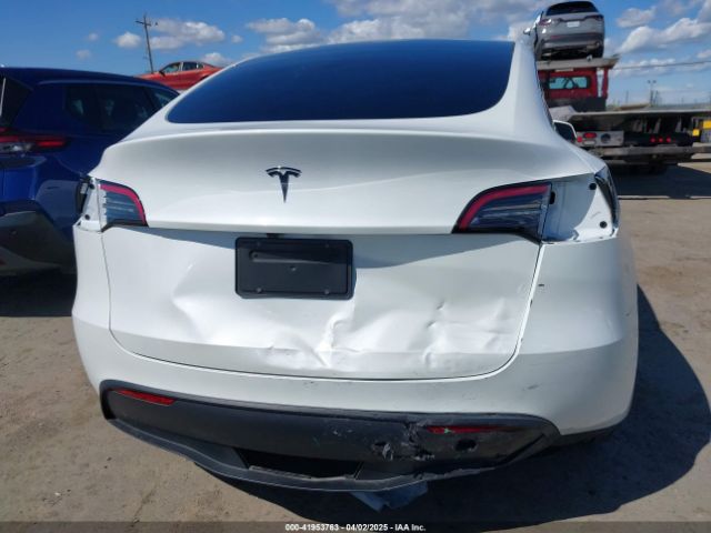 7SAYGDED4PF976735 Tesla Model Y Rwd