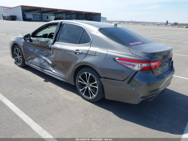 4T1B11HK3KU747018 Toyota CAMRY SE
