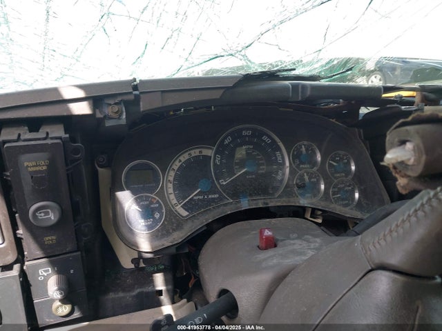 Продажа на аукционе авто 2002 Cadillac Escalade Standard, vin: 1GYEC63T42R183580, номер лота: 41953778