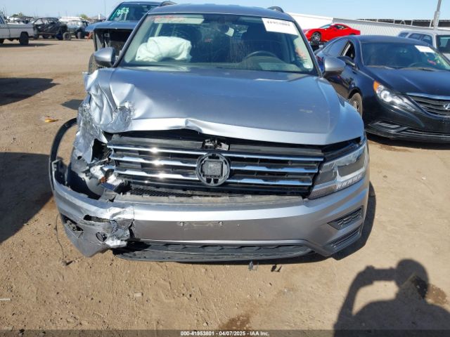 3VV2B7AX1KM170926 Volkswagen Tiguan 2.0t Se/2.0t Sel/2.0t Sel R-line/2.0t Sel R-line Black
