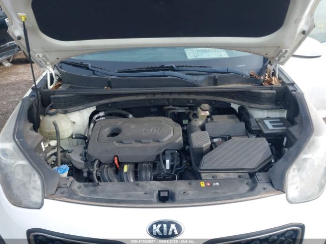 KNDPM3AC8J7303520 KIA Sportage Lx
