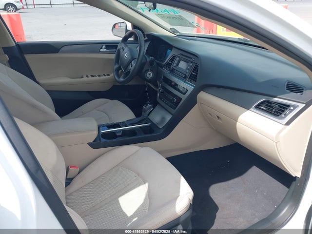 5NPE24AF1FH122338 Hyundai SONATA SE