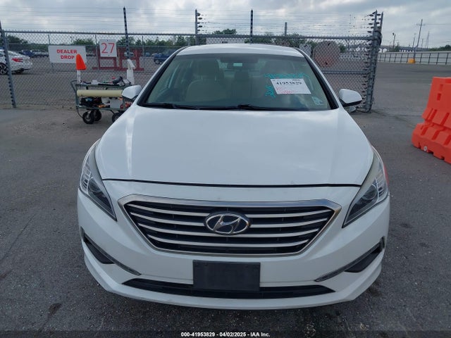 5NPE24AF1FH122338 Hyundai SONATA SE