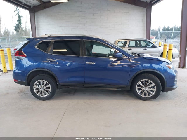 5N1AT2MV7JC800092 Nissan ROGUE SV