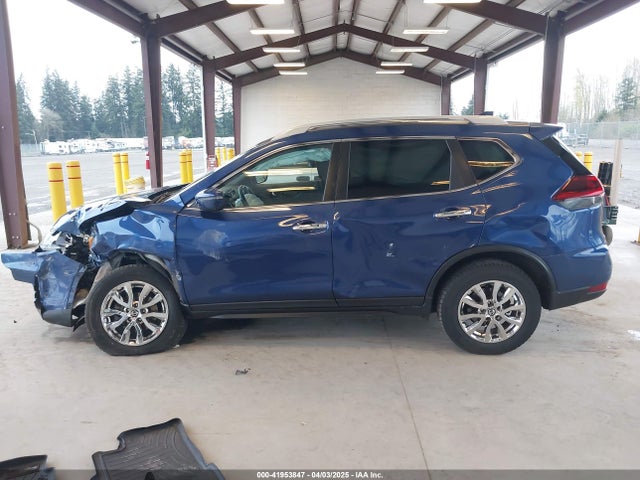 5N1AT2MV7JC800092 Nissan ROGUE SV