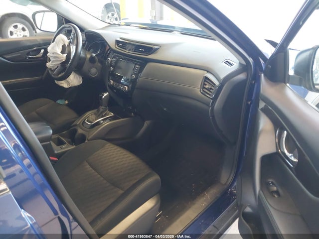 5N1AT2MV7JC800092 Nissan ROGUE SV
