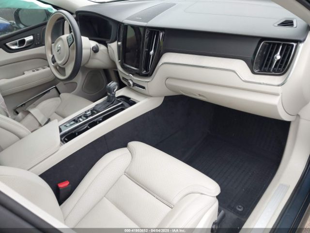 2021 VOLVO XC60 YV4102DL9M1809904 Photo 4