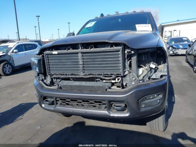 3C6UR5NL4KG685262 RAM 2500 Laramie  4x4 6'4 Box
