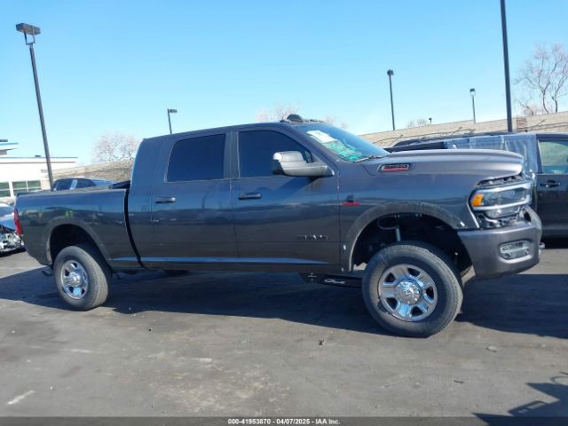 3C6UR5NL4KG685262 RAM 2500 Laramie  4x4 6'4 Box