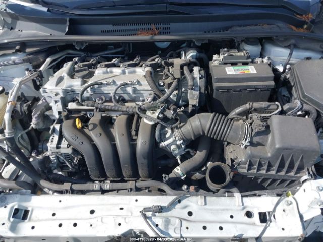 5YFEPMAE3MP228962 Toyota COROLLA LE