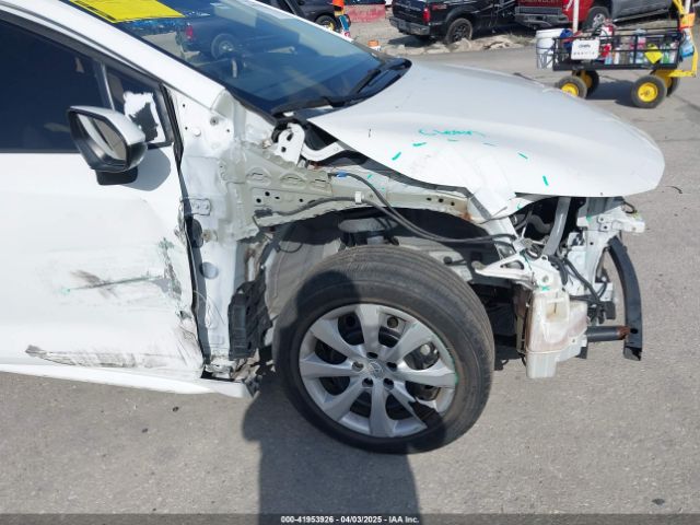 5YFEPMAE3MP228962 Toyota COROLLA LE