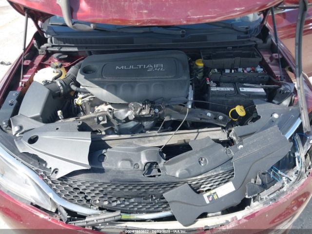 1C3CCCCB4FN655152 Chrysler 200 C