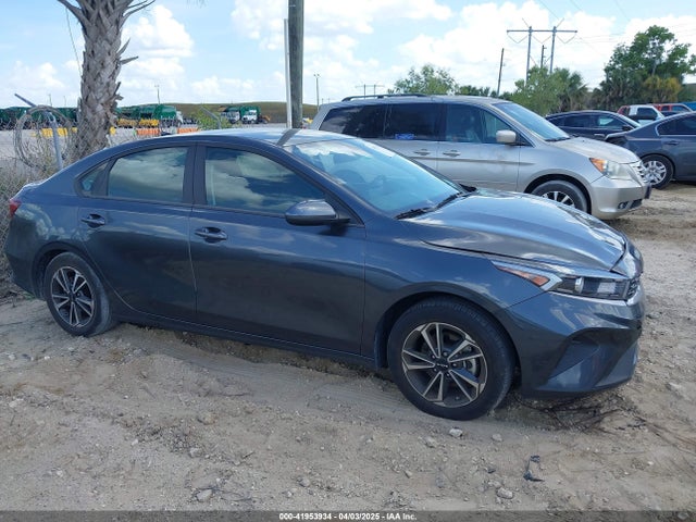 3KPF24AD6RE776313 KIA Forte Lxs