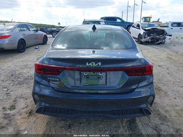 3KPF24AD6RE776313 KIA Forte Lxs