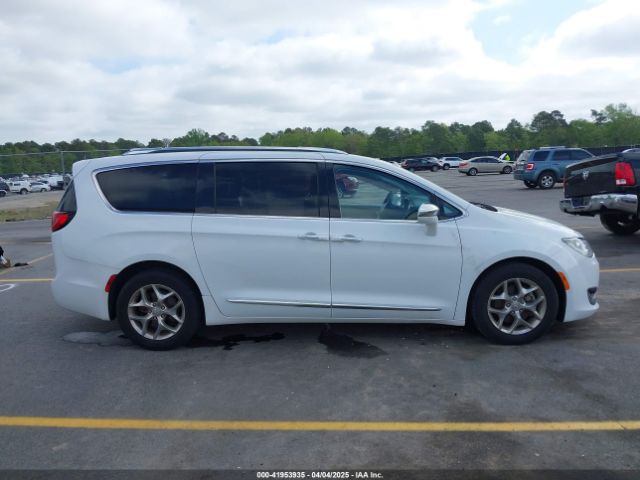 2C4RC1GG5JR330263 Chrysler Pacifica Limited