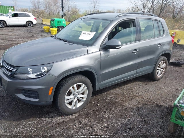 WVGBV7AX9GW550914 Volkswagen TIGUAN S