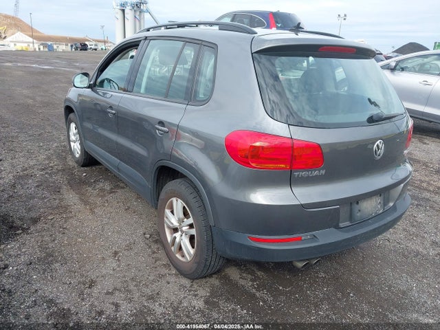 WVGBV7AX9GW550914 Volkswagen TIGUAN S