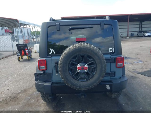 1C4BJWDG6FL674404 Jeep Wrangler Unlimited Willys Wheeler