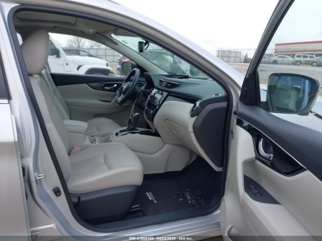 JN1BJ1CP0KW234324 Nissan Rogue Sport Sl