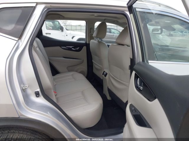 JN1BJ1CP0KW234324 Nissan Rogue Sport Sl