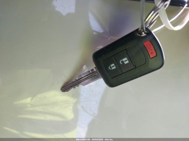 JA4AD2A35HZ055560 Mitsubishi Outlander Es