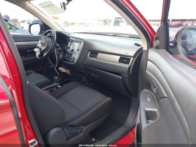 JA4AD2A35HZ055560 Mitsubishi Outlander Es