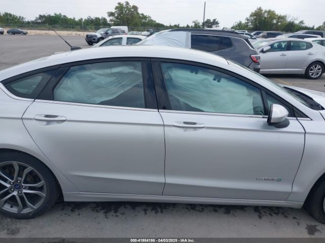 3FA6P0LU6HR278505 Ford Fusion Hybrid Se