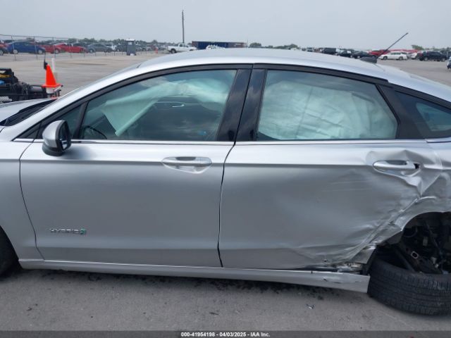 3FA6P0LU6HR278505 Ford Fusion Hybrid Se