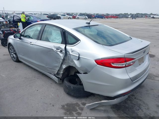 3FA6P0LU6HR278505 Ford Fusion Hybrid Se